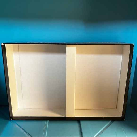 Twilight Creations’ Zombies!!! 4: The End… Board Game - Second Edition - Picture 3 of 14